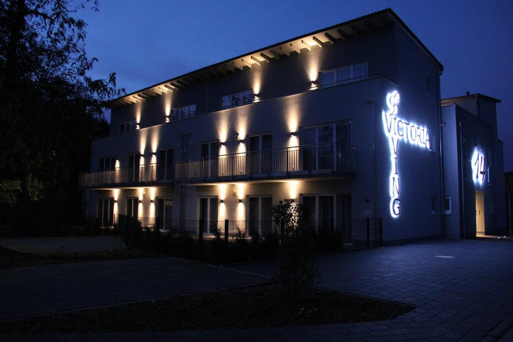 Victoria Living Hotel Jockgrim Buitenkant foto